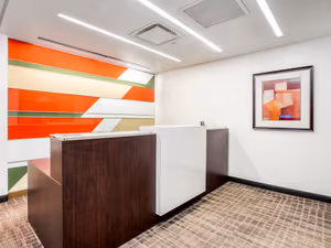 25 Person Private Office
