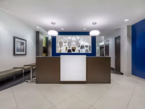 15 Person Private Office