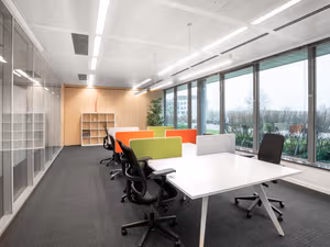 4 Person Private Office