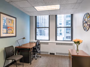 5 Person Private Office