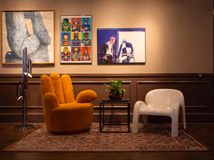 15 Person Private Office