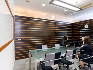 1 Person Private Office