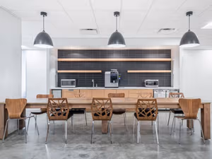 1 Person Virtual Office