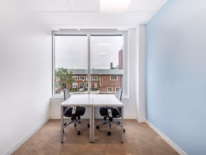 1 Person Private Office