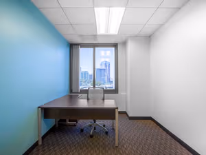 10 Person Private Office