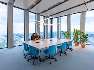 10 Person Private Office