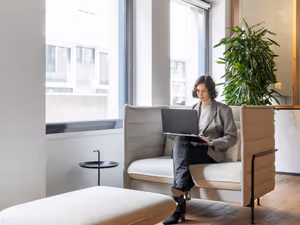 25 Person Private Office