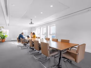 5 Person Private Office