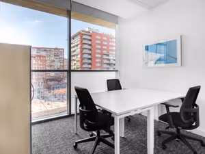 5 Person Private Office