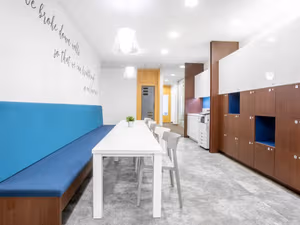 1 Person Virtual Office