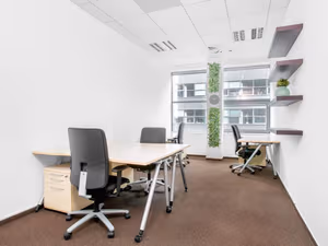 4 Person Private Office