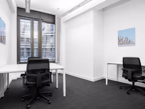 5 Person Private Office