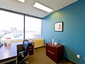 10 Person Private Office