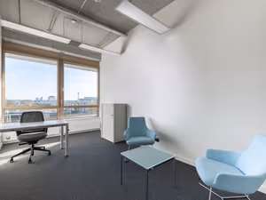 1 Person Private Office