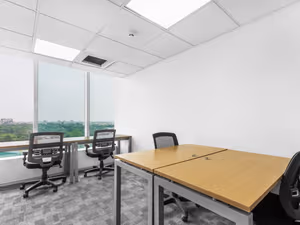 10 Person Private Office