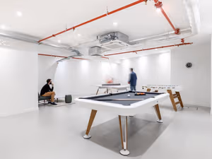 15 Person Private Office