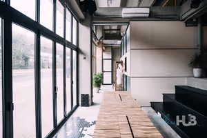 4 Person Coworking Desk