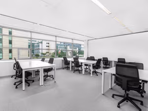 4 Person Private Office