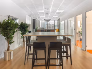 7 Person Private Office