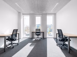 20 Person Private Office