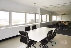 1 Person Shared Office