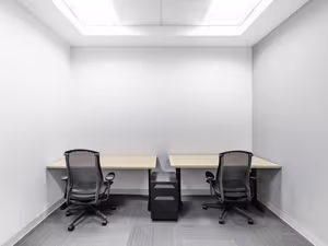 7 Person Private Office