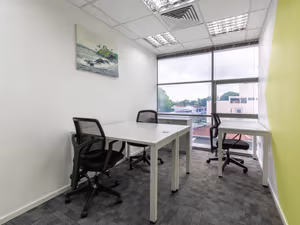 15 Person Private Office