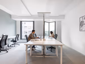 1 Person Coworking Desk