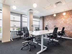7 Person Private Office