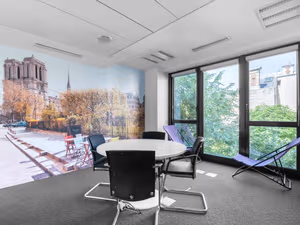 1 Person Private Office