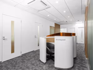 40 Person Private Office