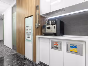 30 Person Private Office