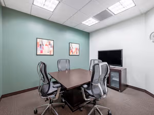 10 Person Private Office