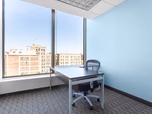 4 Person Private Office