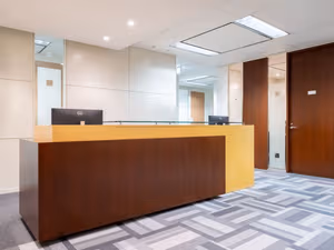 40 Person Private Office