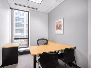 3 Person Private Office