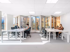 30 Person Private Office