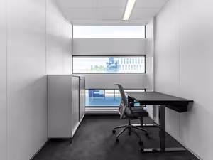 20 Person Private Office