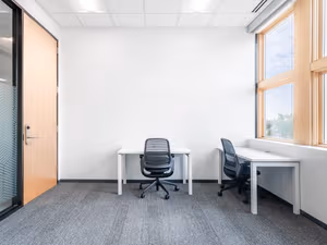 1 Person Coworking Desk