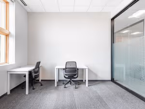 25 Person Private Office