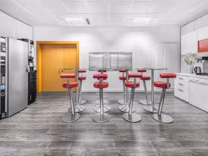 1 Person Virtual Office