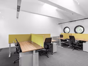 3 Person Private Office