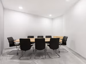 4 Person Private Office