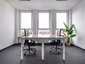 20 Person Private Office