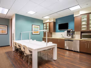 1 Person Coworking Desk
