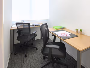 4 Person Private Office