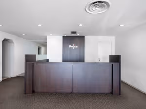 10 Person Private Office