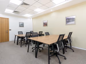 4 Person Private Office