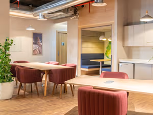 1 Person Coworking Desk