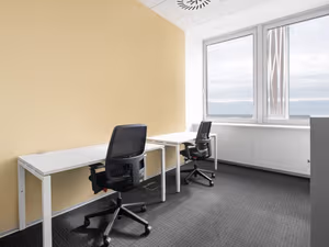 30 Person Private Office